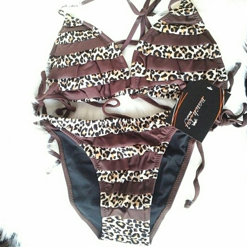 *CLEARANCE* Cheetah Print Ruffle Bikini Set - Picture 4 of 4